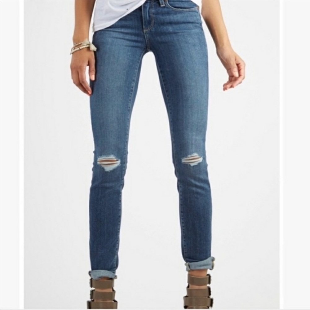 PAIGE Kylie Crop Evelyn Destroyed Jeans Size 27